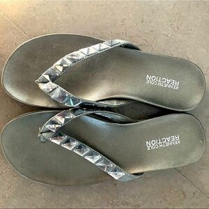 KENNETH Cole reaction flip flop sandals size 7